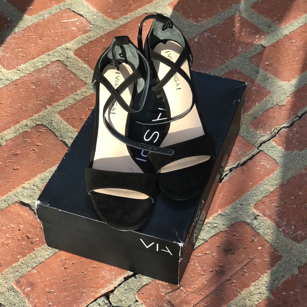 VÍA SPIGA vero cuoio BLACK SUEDE ANKLE STRAP heels-original box included. Sz 9.5